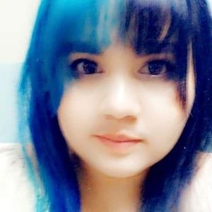 Meet your Posher, Aura